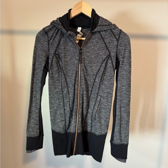 Lululemon Gray and Black Zip-Up Hoodie Size 4 - Picture 1 of 13